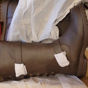 Diamond girl brand brown girl boots size 13.